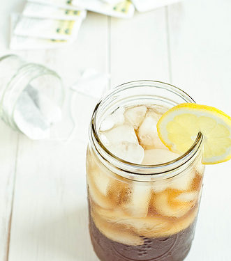 How to Make Sun Tea and Cold Brew Iced Tea - Luzianne Tea