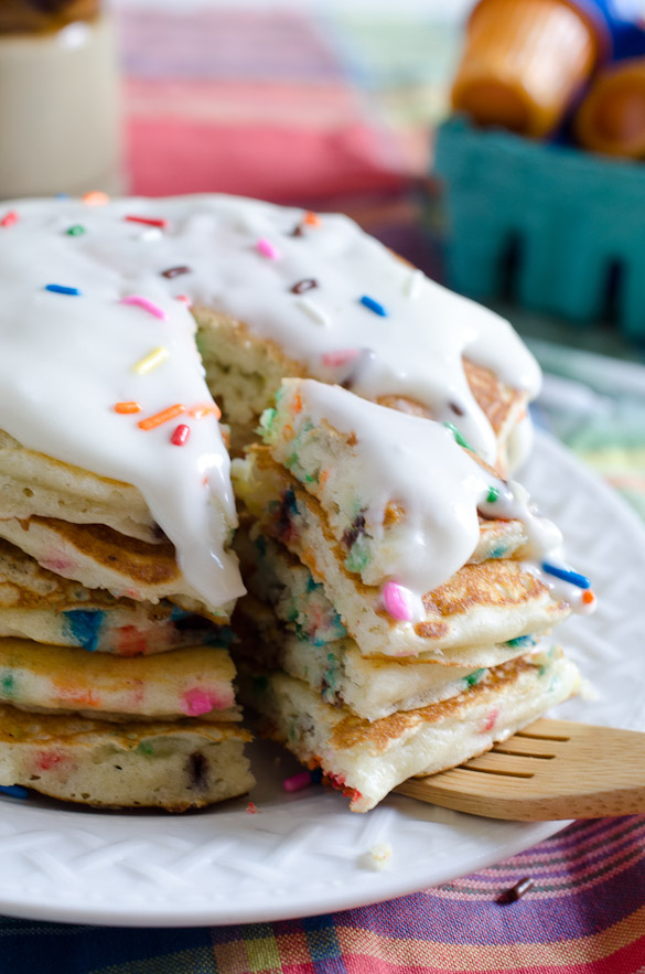 Birthday Cake Pancakes (Funfetti Pancakes) - One Sweet Appetite