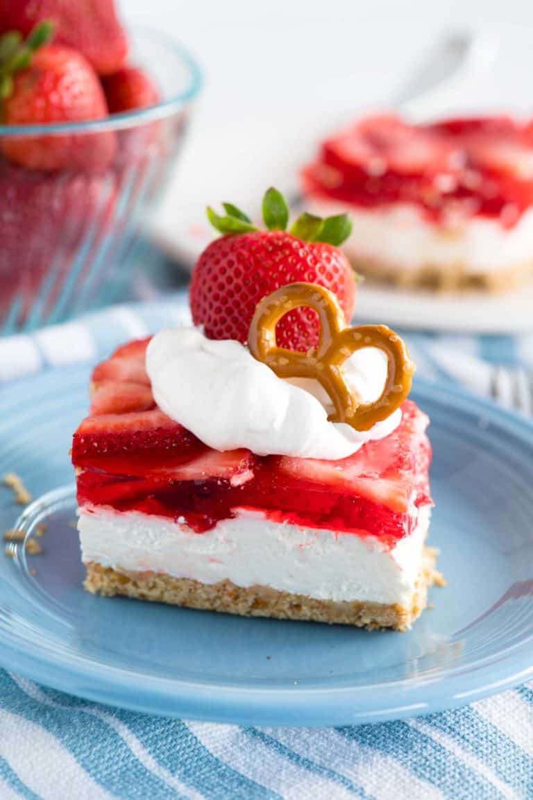 Strawberry Pretzel Dessert Salad - Easy make-ahead recipe!