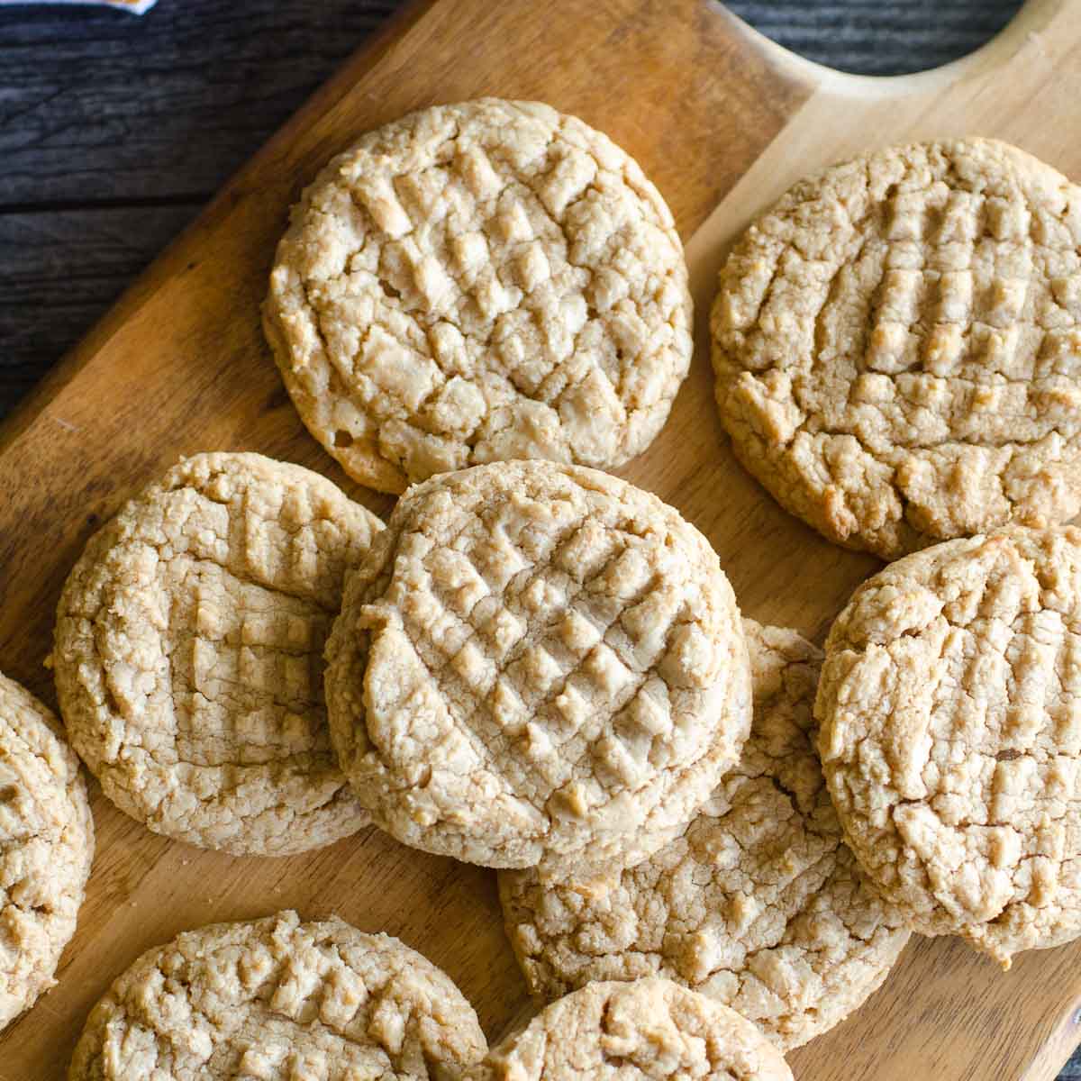 Keto Peanut Butter Cookies - Flourless cookies. Only 3 ingredients!