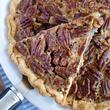Pecan Pie - Classic southern pie, a favorite for the holidays! EASY recipe!