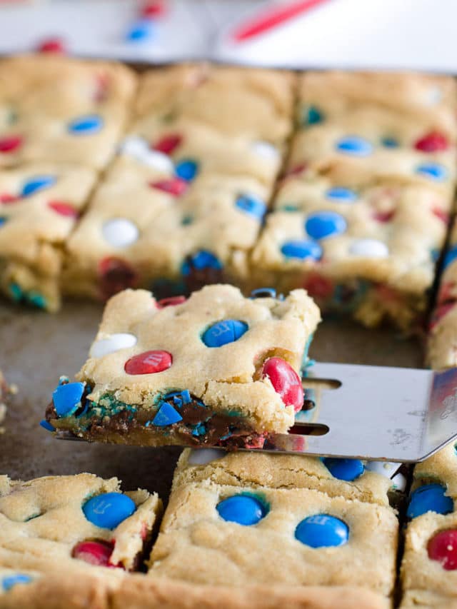 Red White and Blue M&M Cookie Bars Recipe Story - Easy Recipes for ...