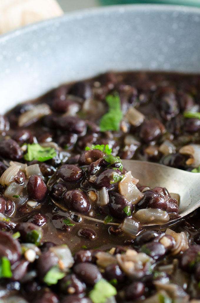 Easy Mexican Black Beans Recipe