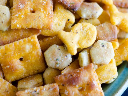 Seasoned Snack Crackers (Amish Recipe)