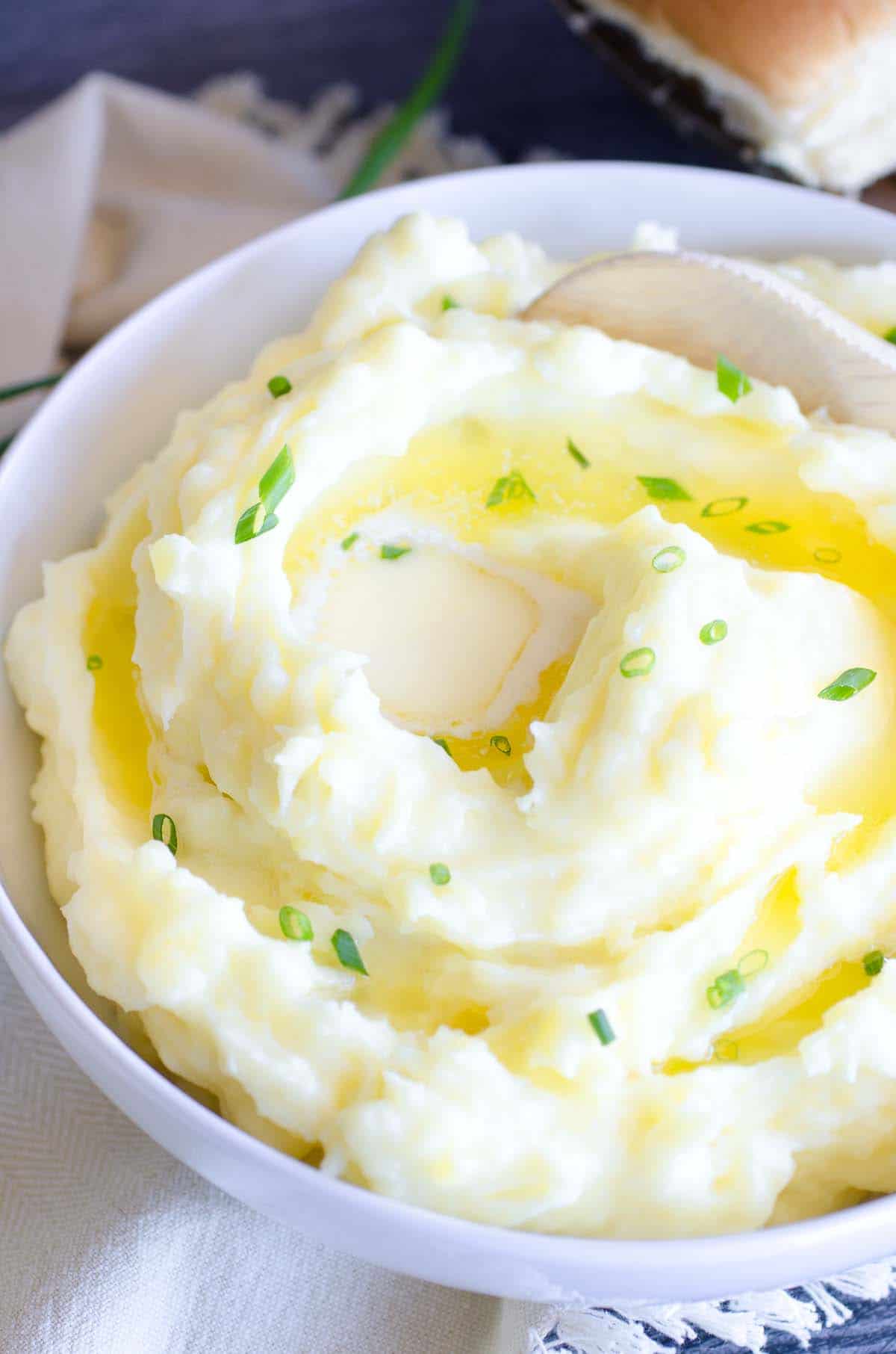Creamy Mashed Potatoes - Easy for Thanksgiving and Christmas!