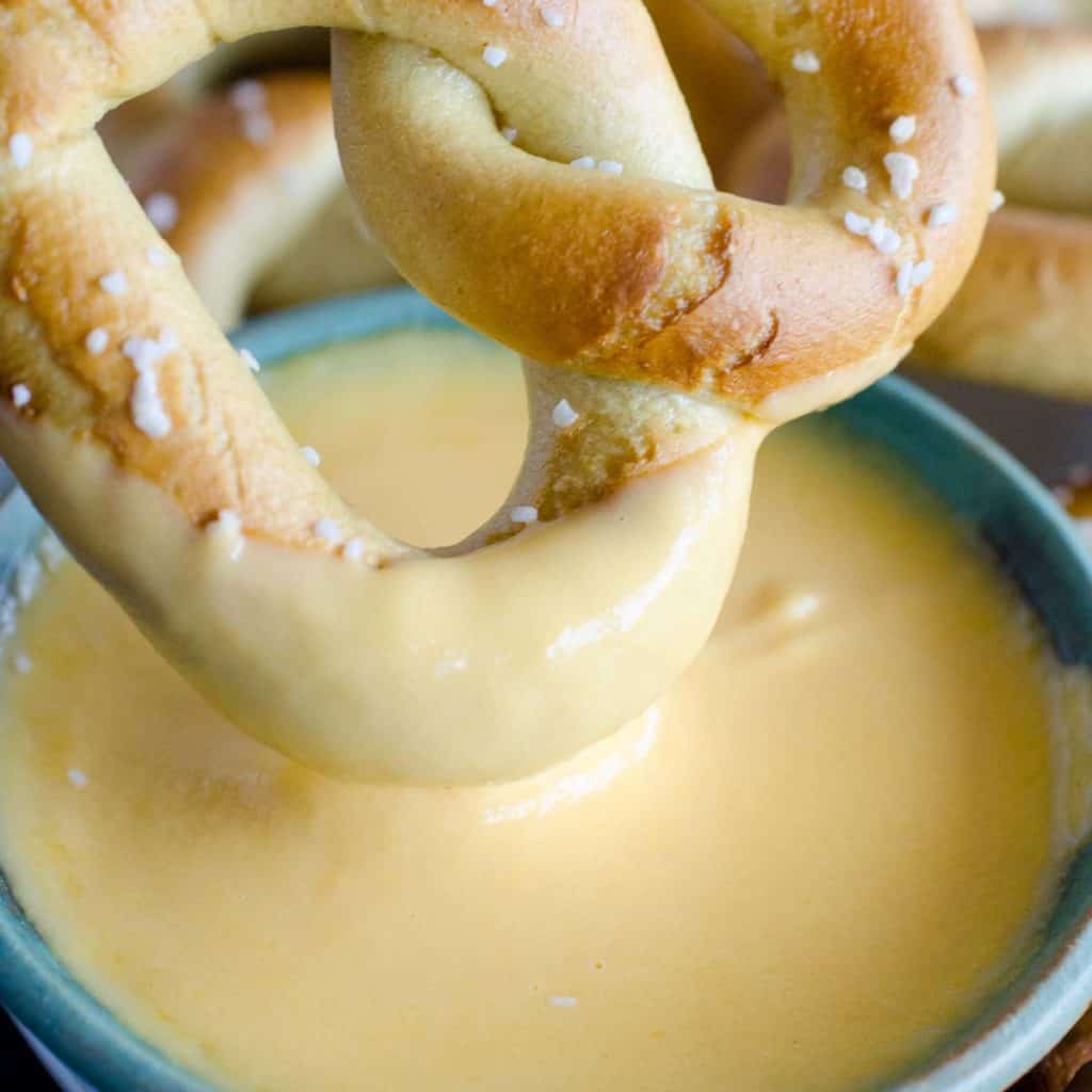 BEST Beer Cheese Dip For Soft Pretzels, Sandwiches And Burgers!