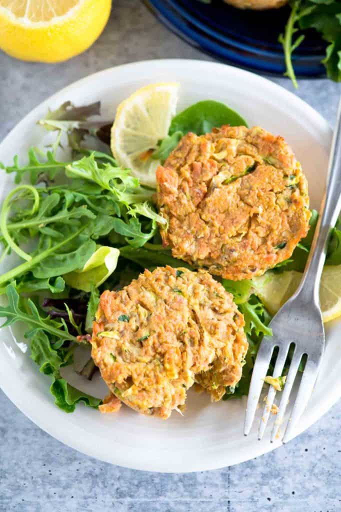 Salmon Cakes - PROTEIN PACKED easy recipe using canned salmon!