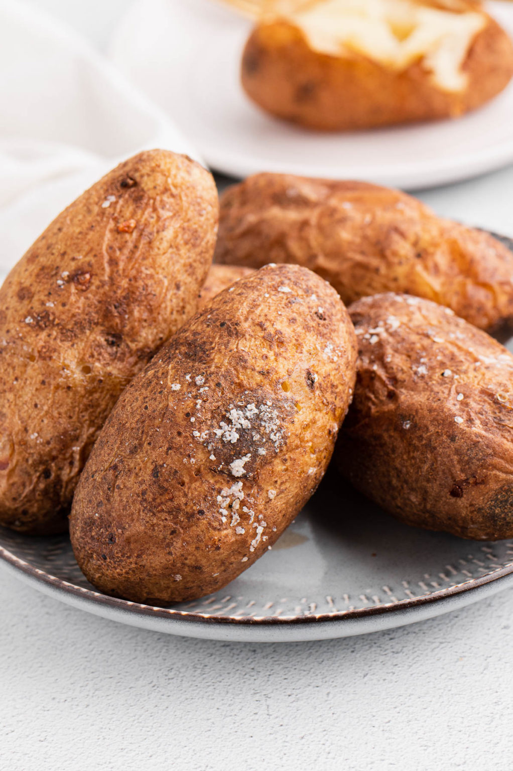 how-to-bake-potatoes-in-the-oven-crispy-skin-with-fluffy-inside